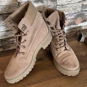 Trendy Beige Lace-Up Ankle Boots